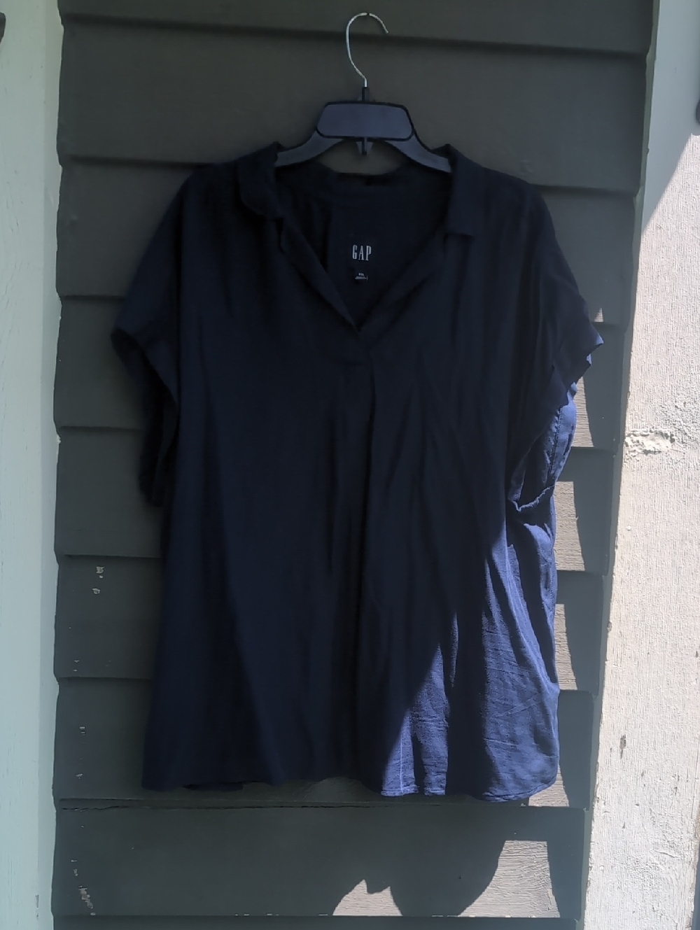 GAP Navy V-Neck Short Sleeve Blouse Size 2-XLarge